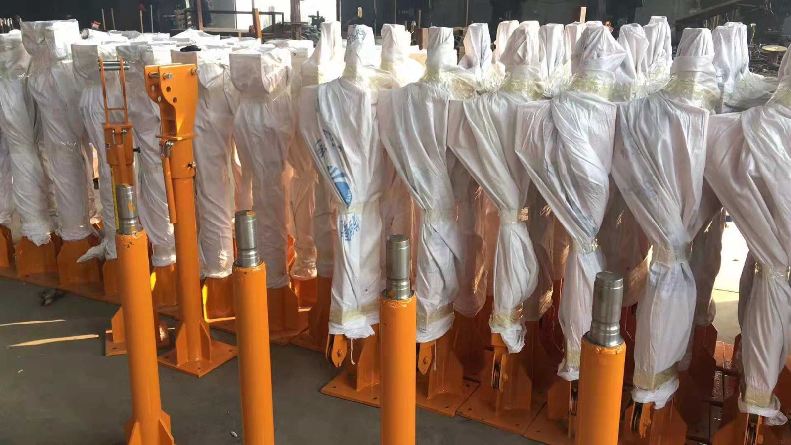 1噸車載小吊機發(fā)貨通知